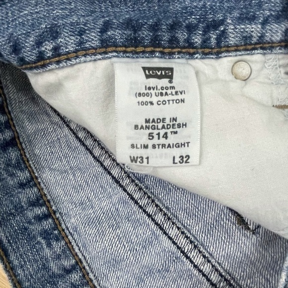 Levi's 514 Slim Straight Raw Hem Denim Shorts- Sz 31 - Picture 6 of 7